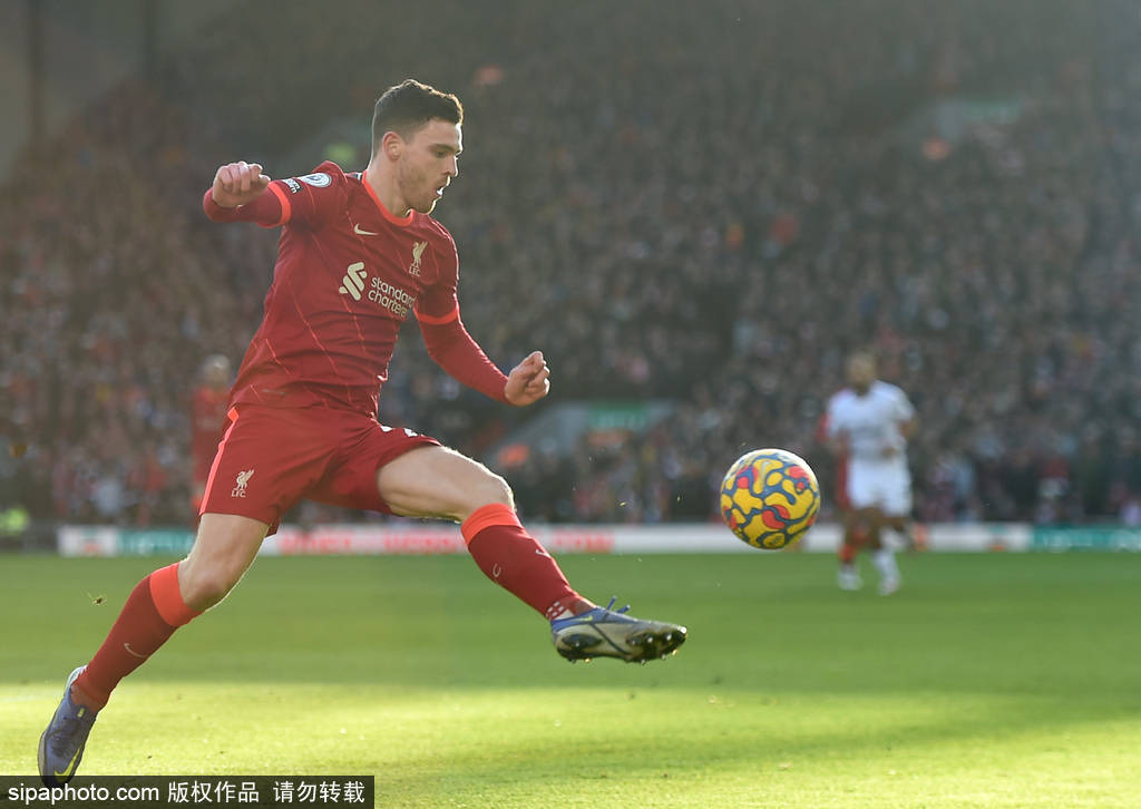 计划有变！热刺考虑在冬窗引进罗伯逊 利物浦愿意放人