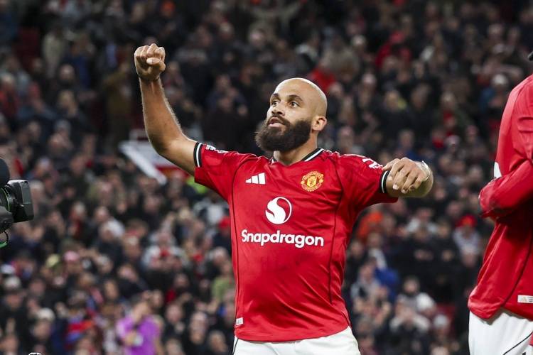 8000万欧曼联神锋无缘对阵国足，2人官宣补招入队，范志毅女婿入选原因曝光